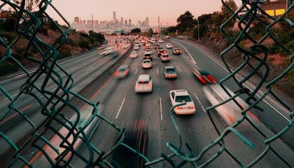 ayx体育链接-女足比赛中，中国队员李某表现出色，助球队取胜，中国女足队员李影